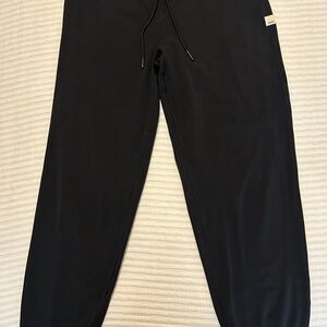 Women’s Vuori daily Black Jogger Pants
